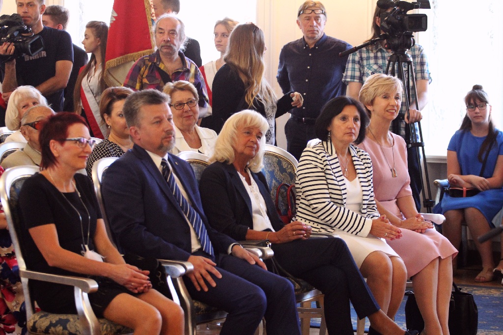 Rok szkolny w Legnicy oficjalnie i uroczyście zainaugurowany