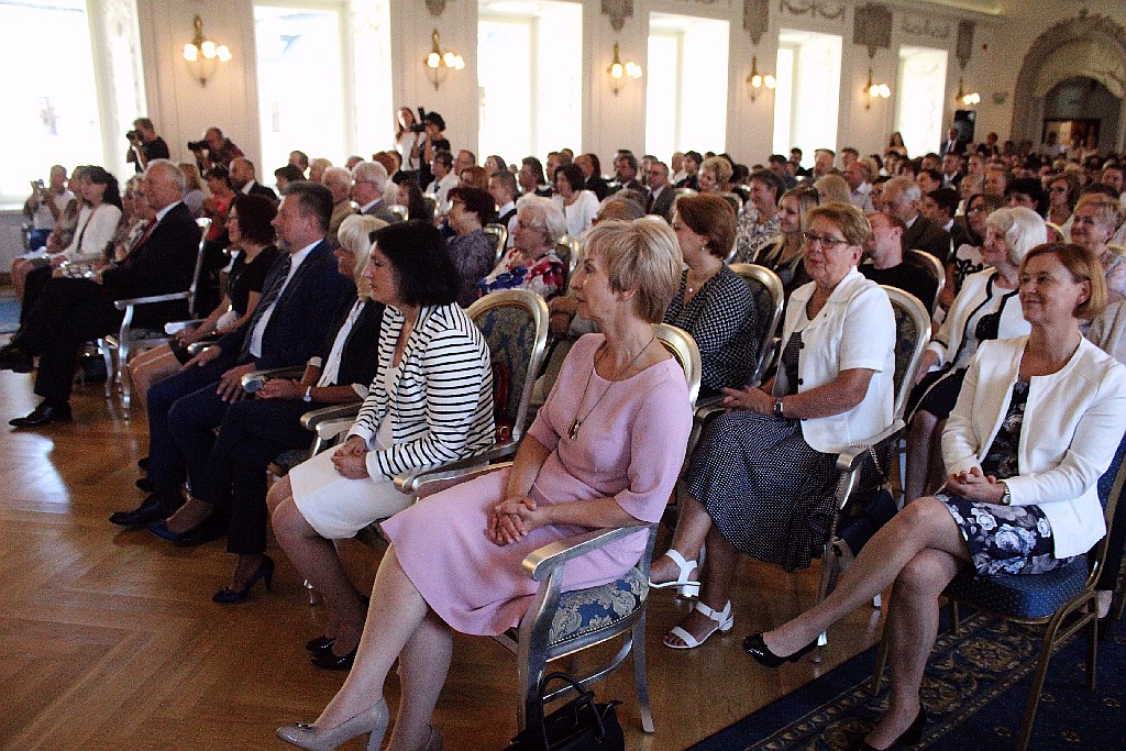 Rok szkolny w Legnicy oficjalnie i uroczyście zainaugurowany
