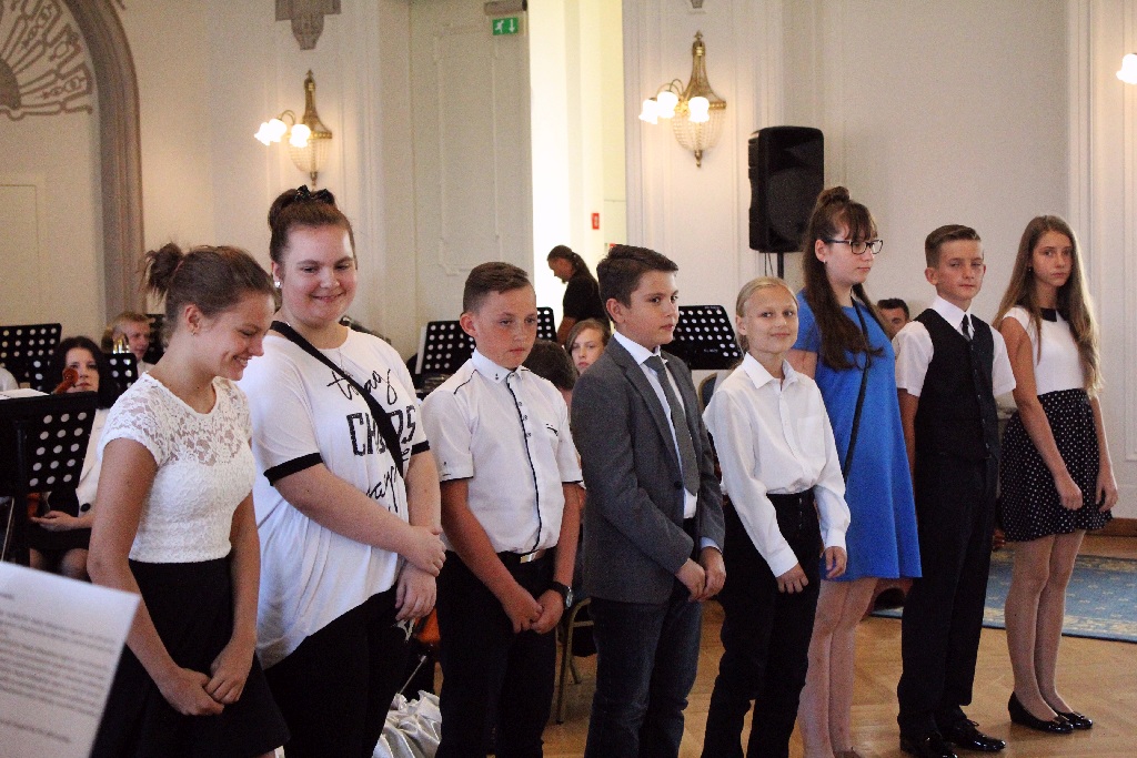 Rok szkolny w Legnicy oficjalnie i uroczyście zainaugurowany