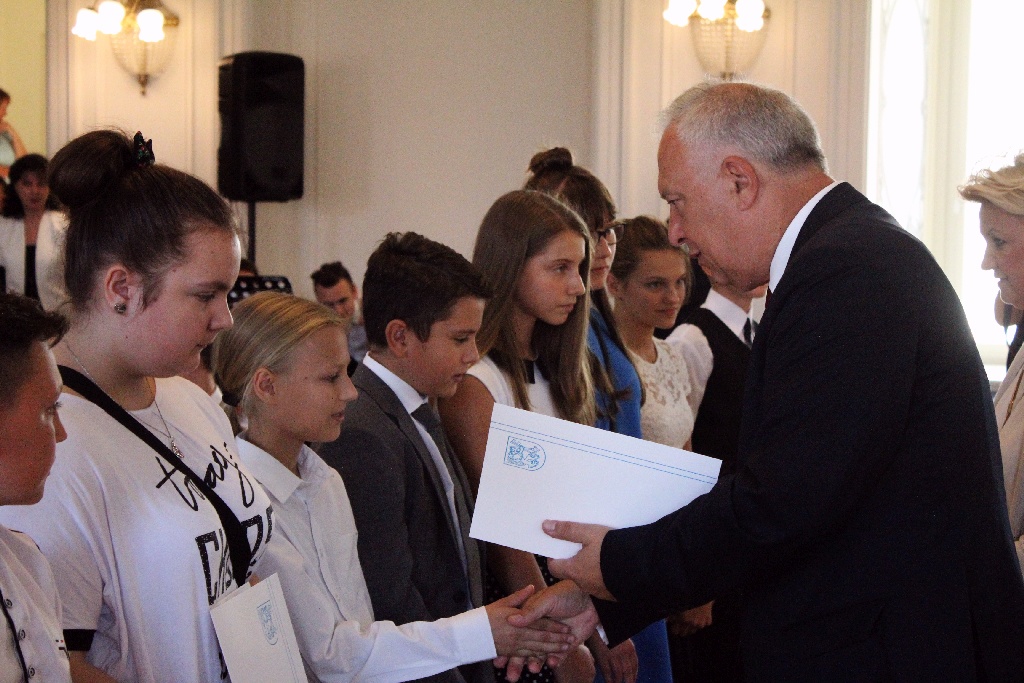 Rok szkolny w Legnicy oficjalnie i uroczyście zainaugurowany