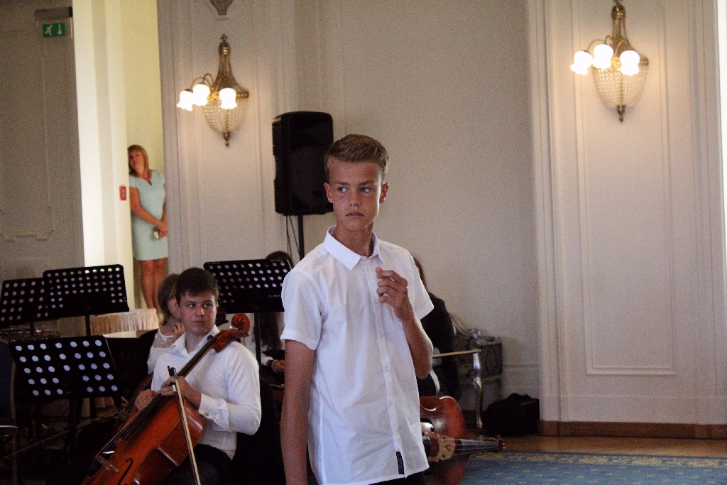 Rok szkolny w Legnicy oficjalnie i uroczyście zainaugurowany