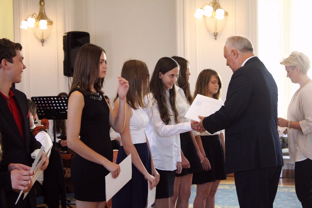 Rok szkolny w Legnicy oficjalnie i uroczyście zainaugurowany