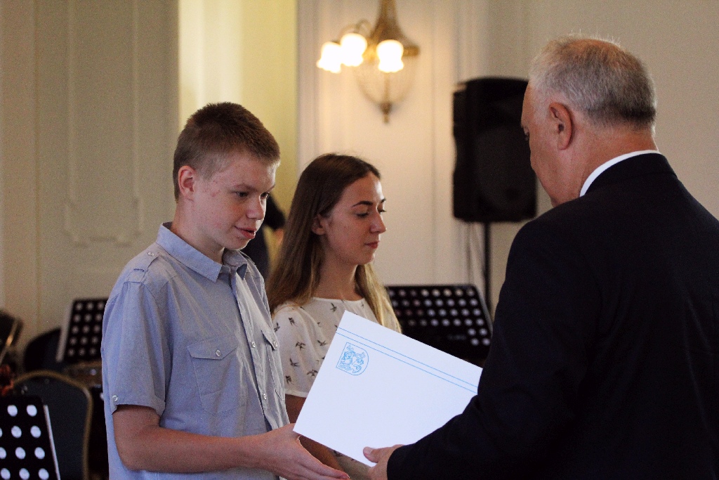Rok szkolny w Legnicy oficjalnie i uroczyście zainaugurowany