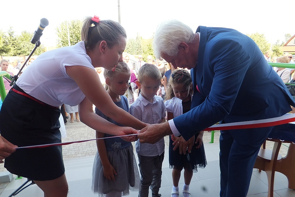 W Kunicach oddano do użytku Przedszkole Samorządowe