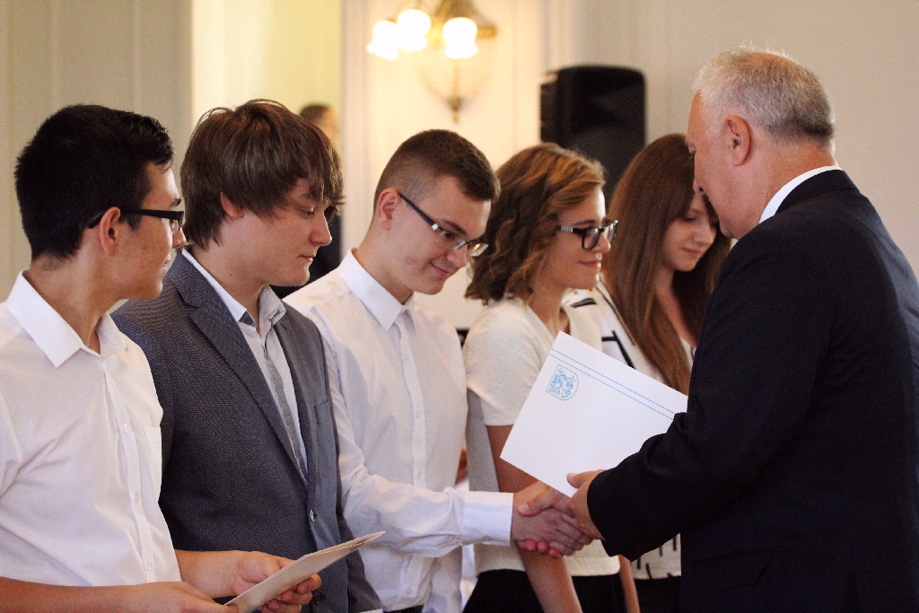Rok szkolny w Legnicy oficjalnie i uroczyście zainaugurowany
