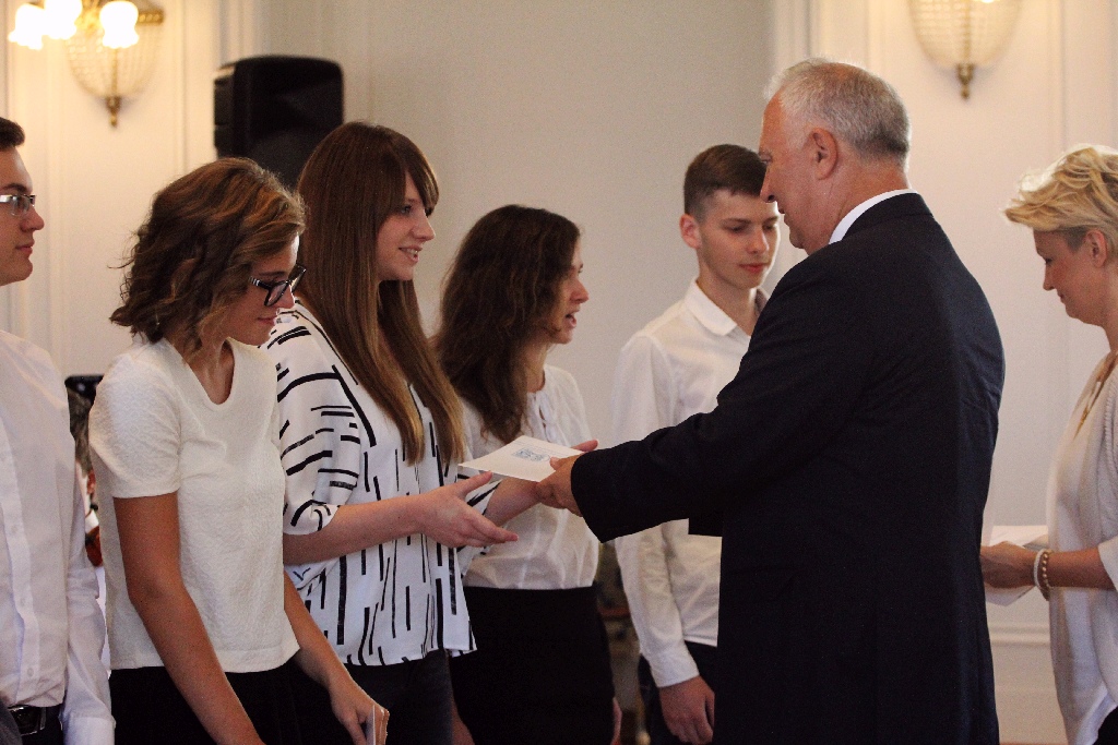 Rok szkolny w Legnicy oficjalnie i uroczyście zainaugurowany