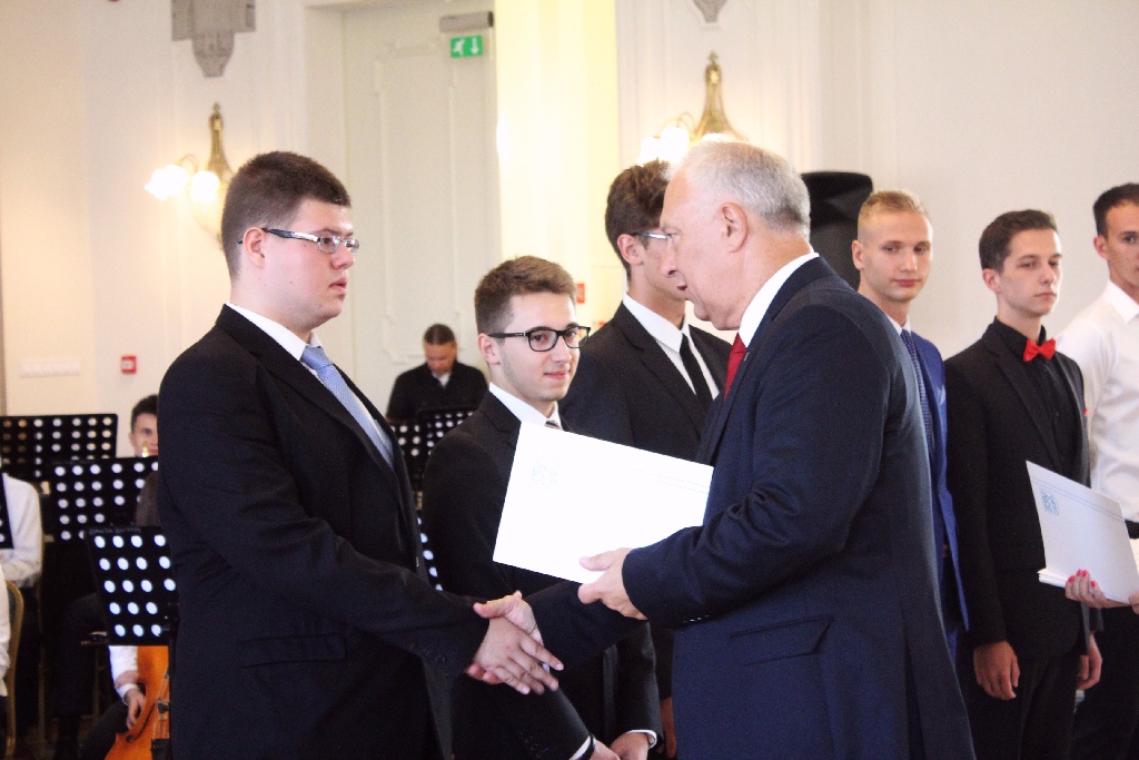 Rok szkolny w Legnicy oficjalnie i uroczyście zainaugurowany