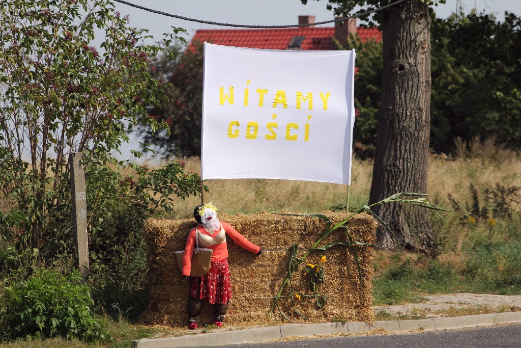 Mieszkańcy gminy Kunice bawią się na dożynkach gminnych