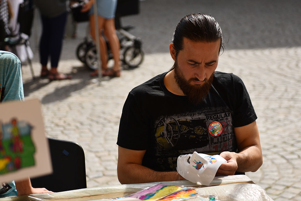 Wielka rodzinna Familiada na dziedzińcu Akademii Rycerskiej