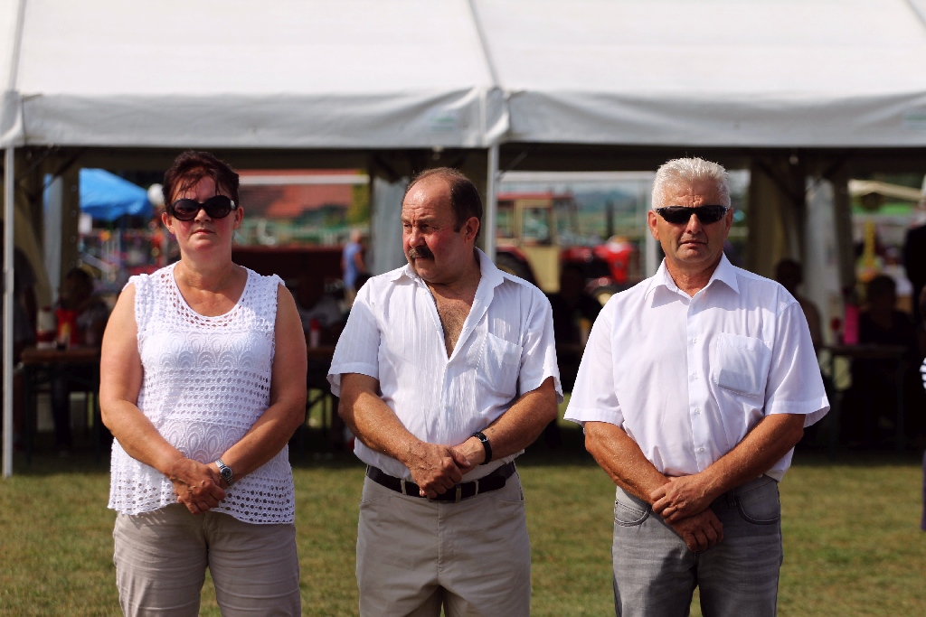 Mieszkańcy gminy Kunice bawią się na dożynkach gminnych