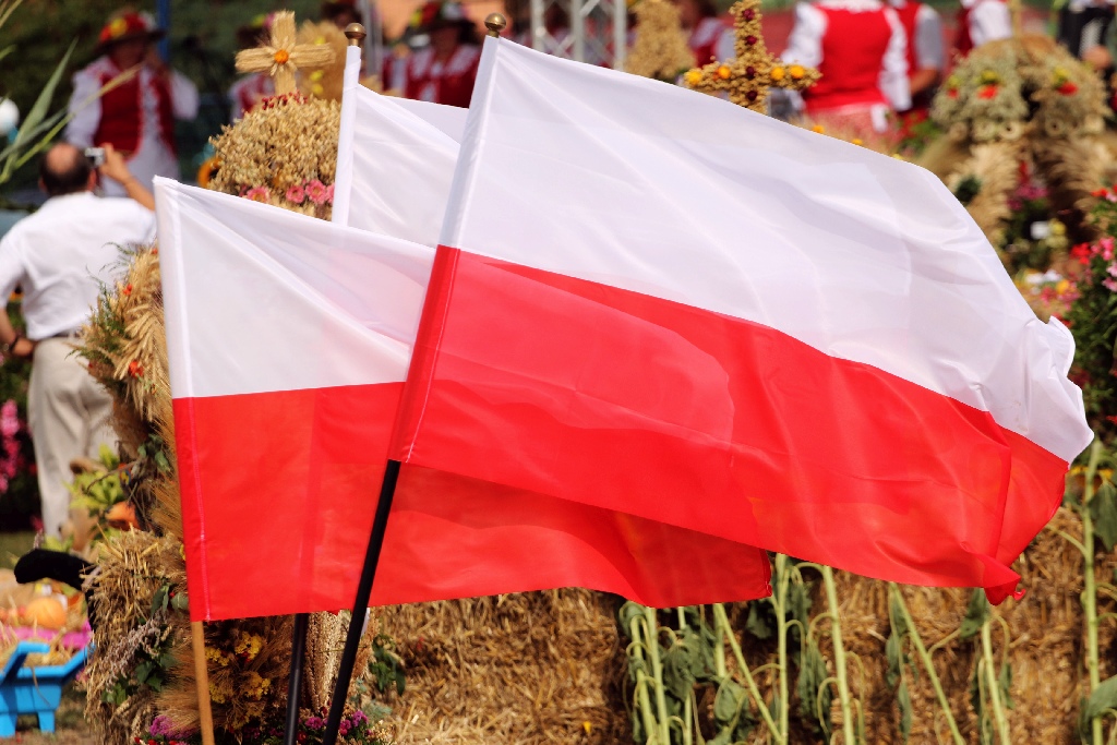 Mieszkańcy gminy Kunice bawią się na dożynkach gminnych
