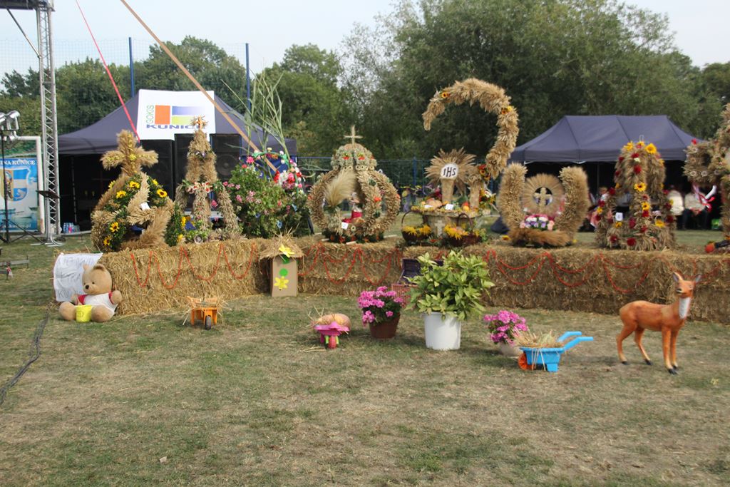W Rosochatej mieszkańcy gminy Kunice bawili się do wieczora