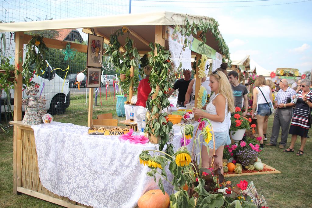 W Rosochatej mieszkańcy gminy Kunice bawili się do wieczora