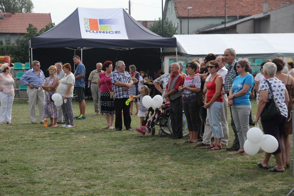 W Rosochatej mieszkańcy gminy Kunice bawili się do wieczora