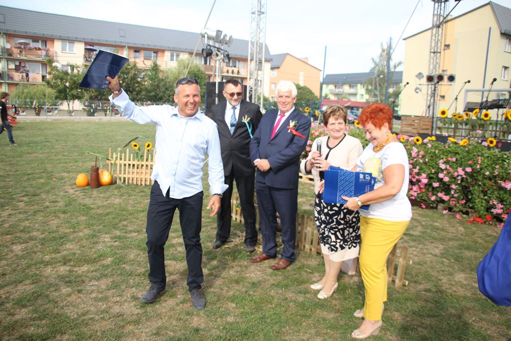 W Rosochatej mieszkańcy gminy Kunice bawili się do wieczora