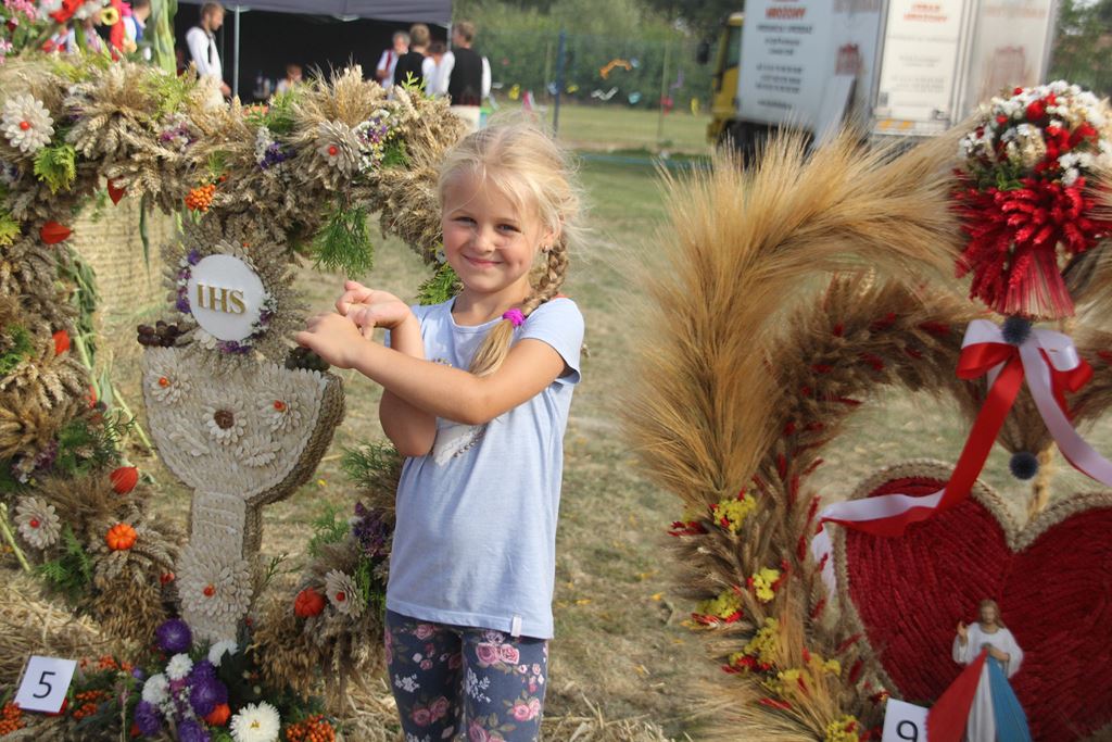 W Rosochatej mieszkańcy gminy Kunice bawili się do wieczora