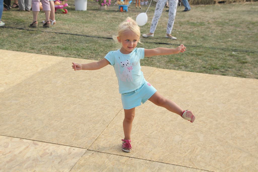 W Rosochatej mieszkańcy gminy Kunice bawili się do wieczora