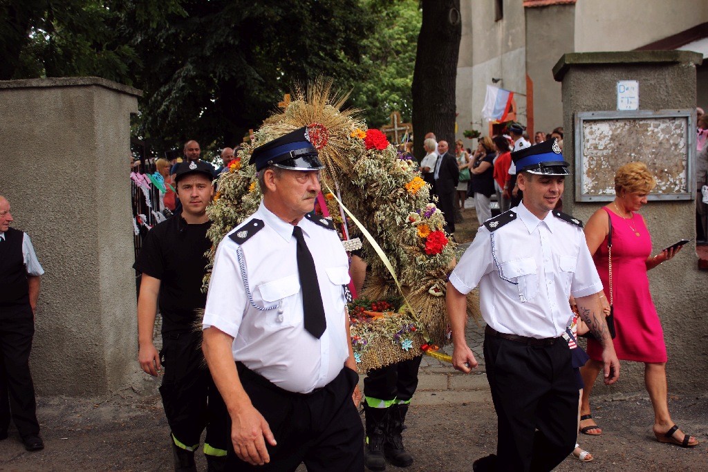 Mieszkańcy gminy Krotoszyce wspólnie świętowali na dożynkach
