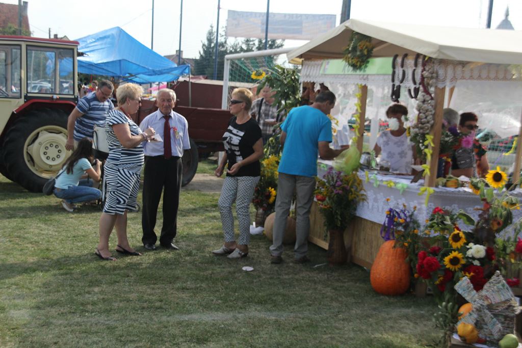 W Rosochatej mieszkańcy gminy Kunice bawili się do wieczora