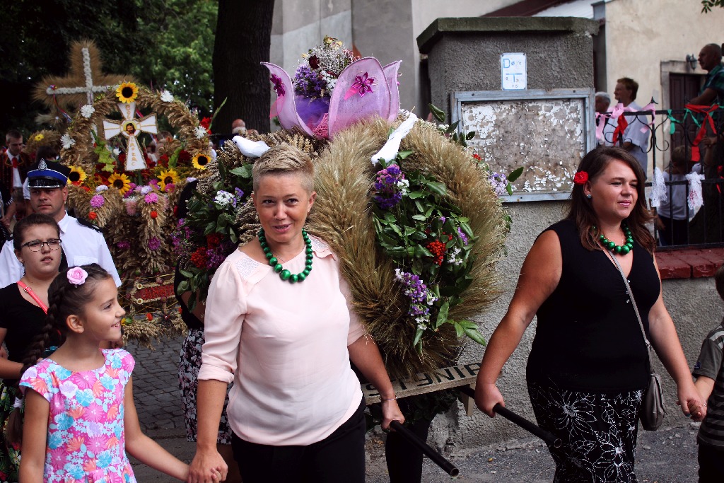 Mieszkańcy gminy Krotoszyce wspólnie świętowali na dożynkach
