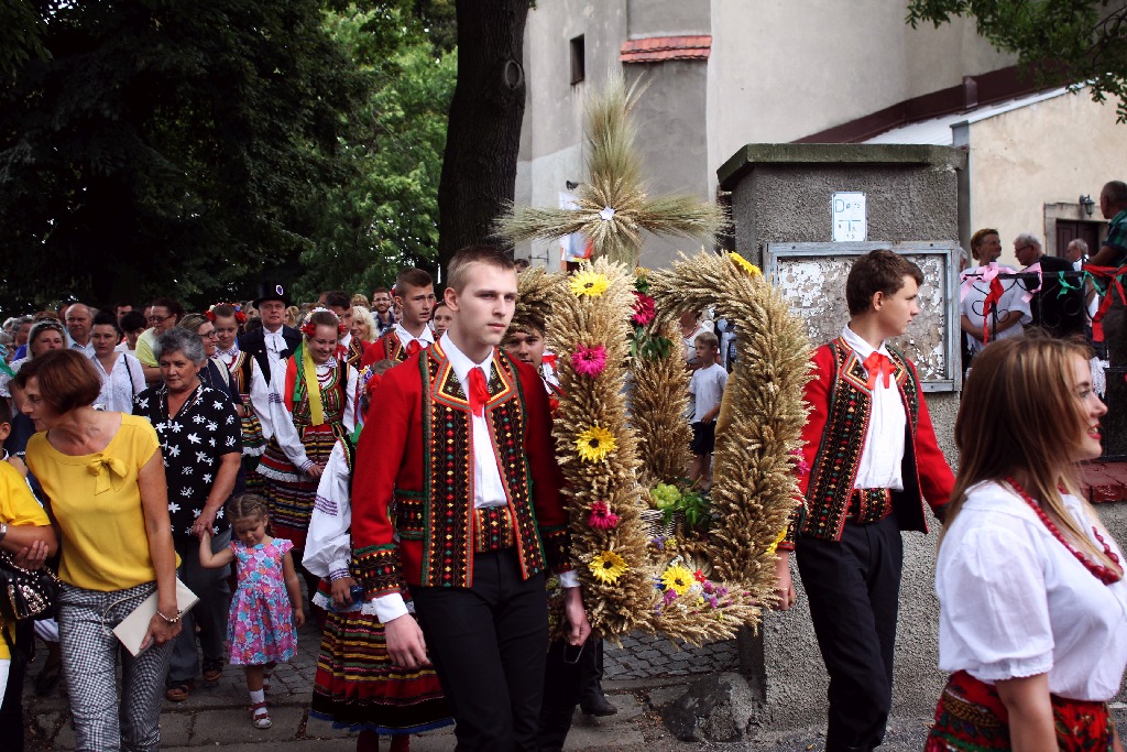 Mieszkańcy gminy Krotoszyce wspólnie świętowali na dożynkach