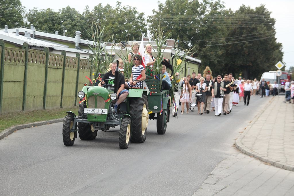 Mieszkańcy gminy Prochowice wspólnie bawili się na dożynkach