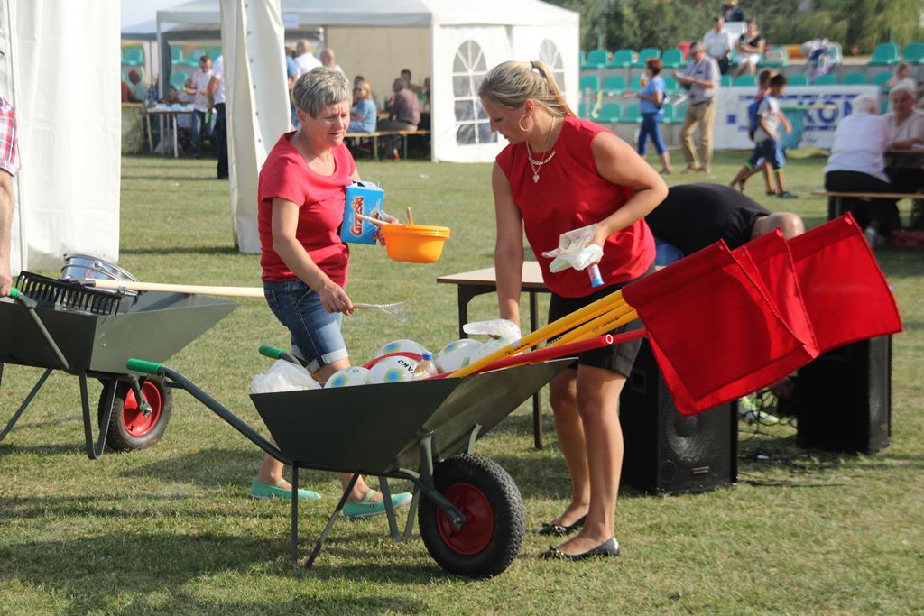 W Rosochatej mieszkańcy gminy Kunice bawili się do wieczora