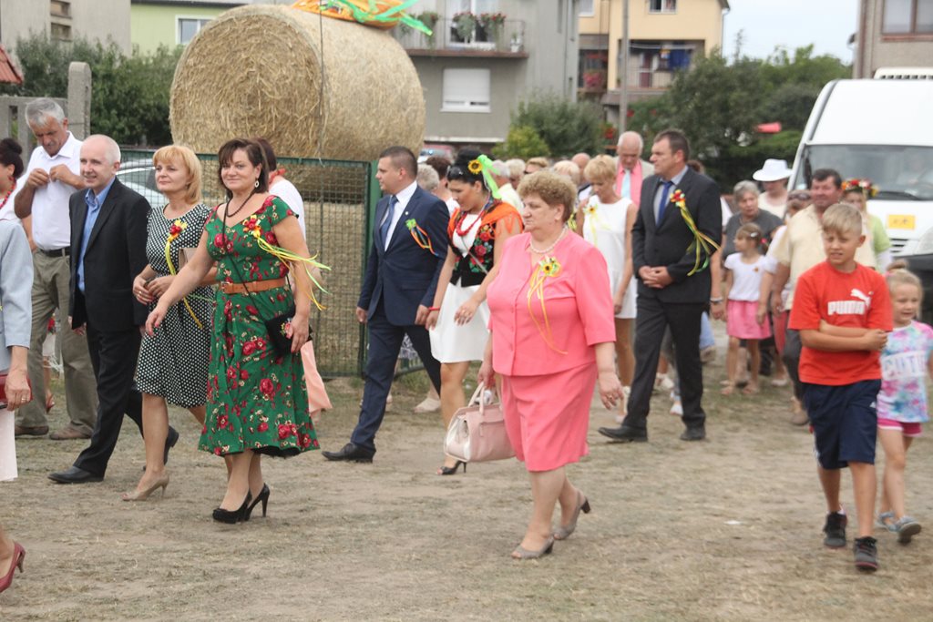 Mieszkańcy gminy Prochowice wspólnie bawili się na dożynkach
