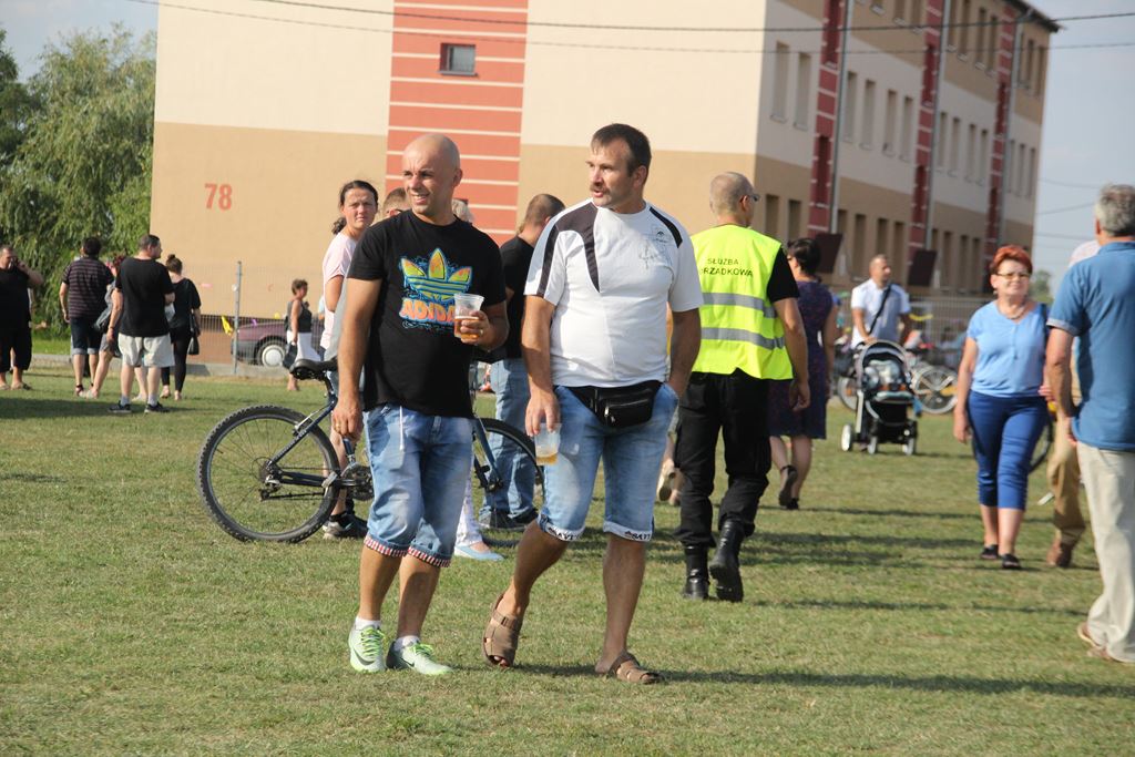 W Rosochatej mieszkańcy gminy Kunice bawili się do wieczora