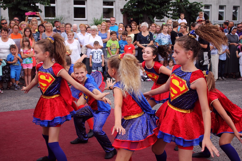 W szkole katolickiej odbył się jubileuszowy festyn rodzinny