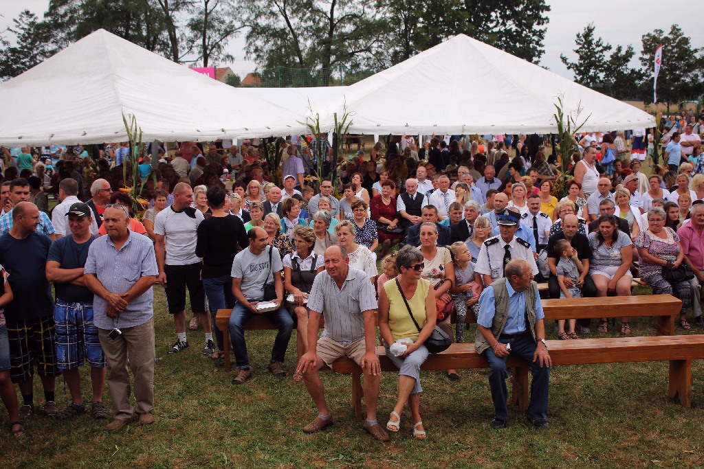 Mieszkańcy gminy Krotoszyce wspólnie świętowali na dożynkach