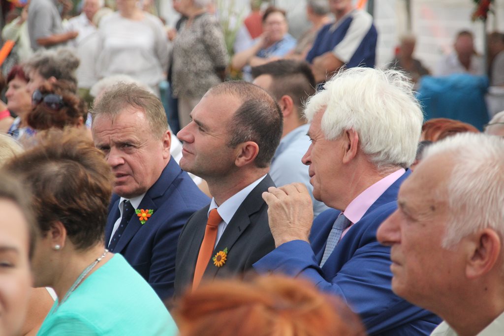 Mieszkańcy gminy Prochowice wspólnie bawili się na dożynkach