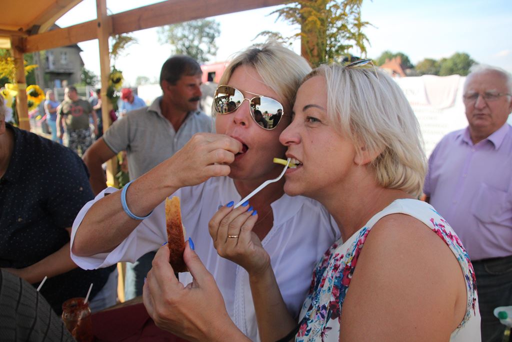 W Rosochatej mieszkańcy gminy Kunice bawili się do wieczora