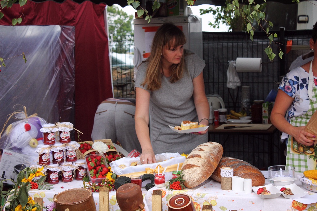 Mieszkańcy gminy Krotoszyce wspólnie świętowali na dożynkach