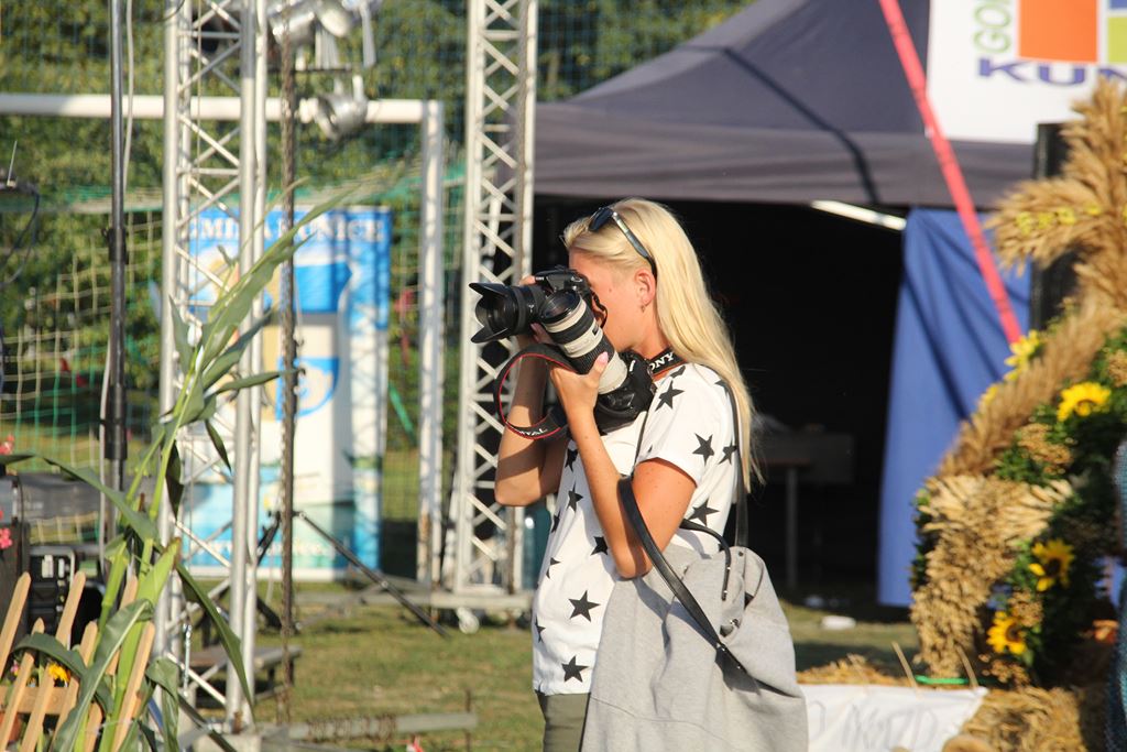 W Rosochatej mieszkańcy gminy Kunice bawili się do wieczora