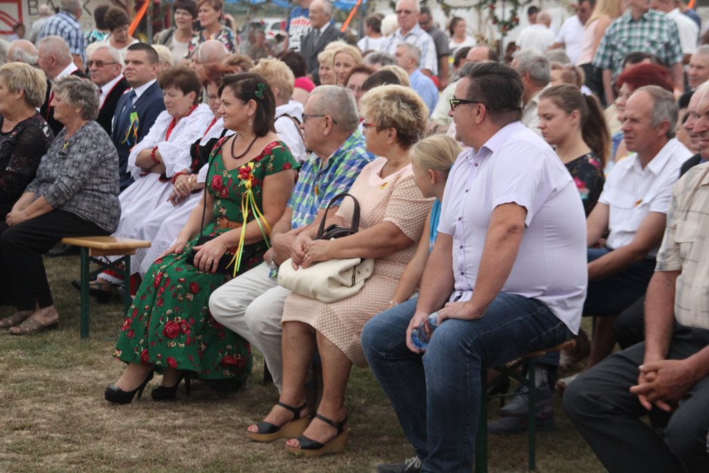 Mieszkańcy gminy Prochowice wspólnie bawili się na dożynkach