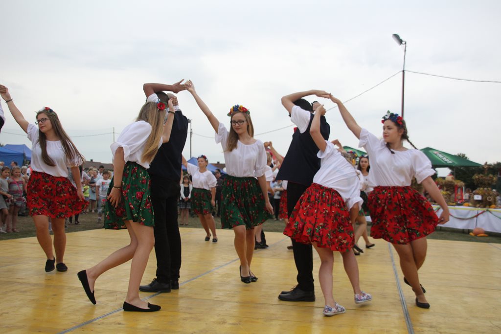 Mieszkańcy gminy Prochowice wspólnie bawili się na dożynkach
