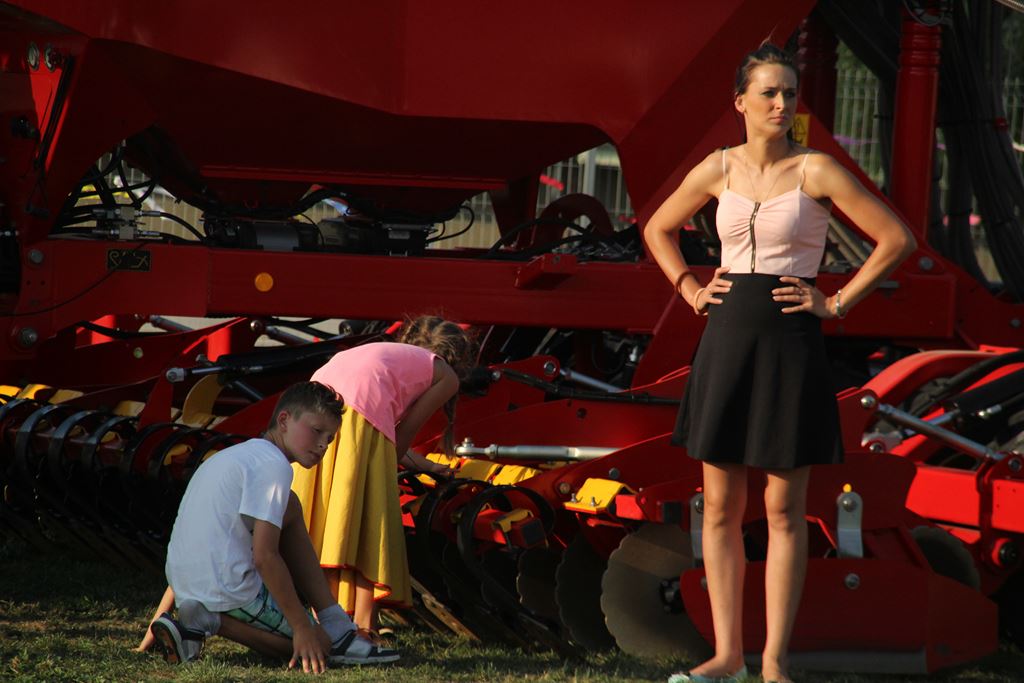 W Rosochatej mieszkańcy gminy Kunice bawili się do wieczora