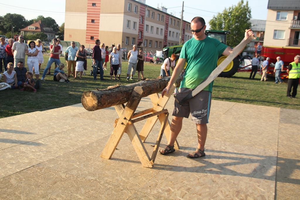 W Rosochatej mieszkańcy gminy Kunice bawili się do wieczora