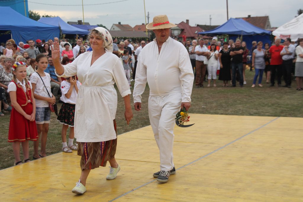 Mieszkańcy gminy Prochowice wspólnie bawili się na dożynkach