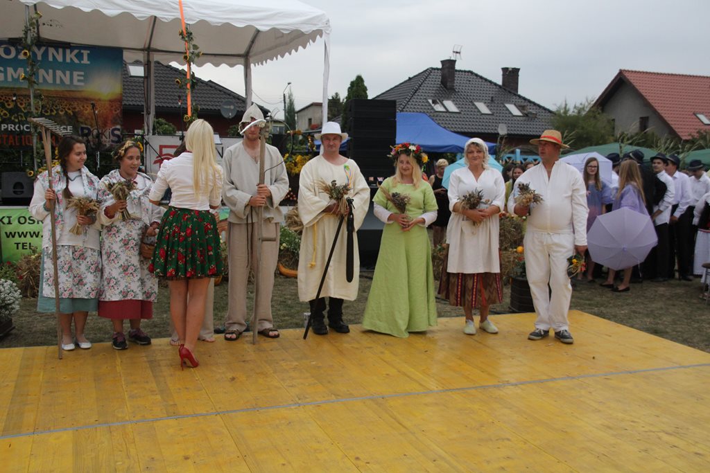 Mieszkańcy gminy Prochowice wspólnie bawili się na dożynkach