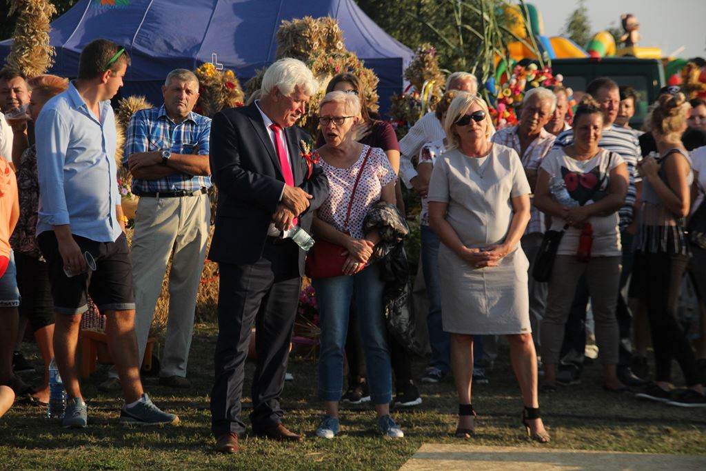 W Rosochatej mieszkańcy gminy Kunice bawili się do wieczora