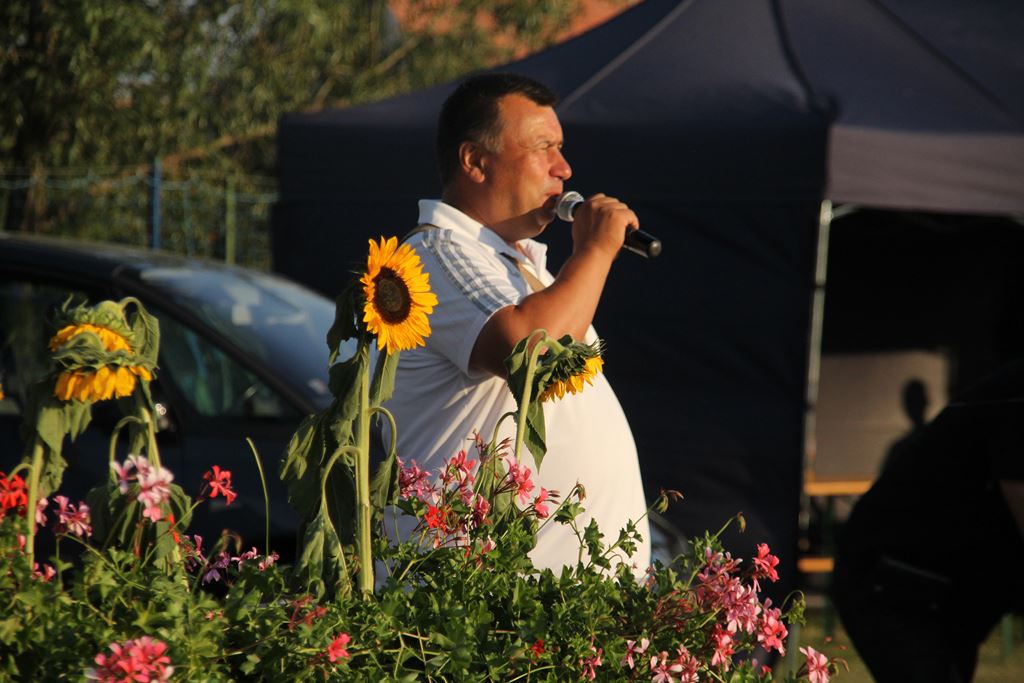 W Rosochatej mieszkańcy gminy Kunice bawili się do wieczora