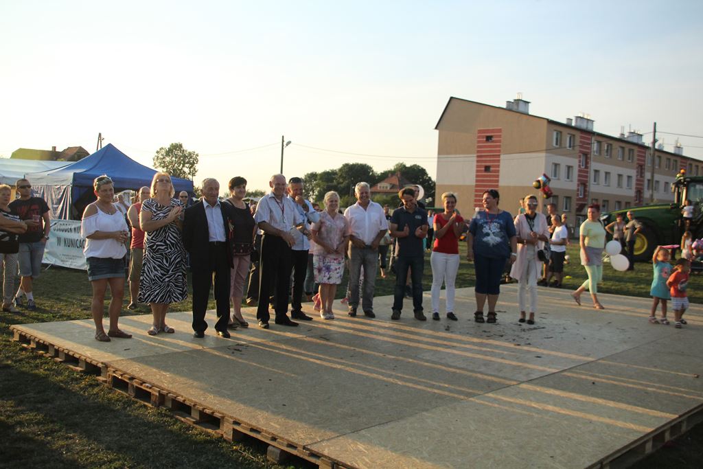 W Rosochatej mieszkańcy gminy Kunice bawili się do wieczora