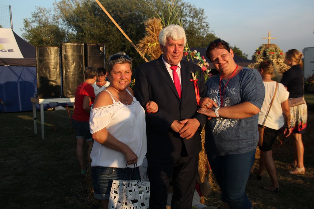 W Rosochatej mieszkańcy gminy Kunice bawili się do wieczora