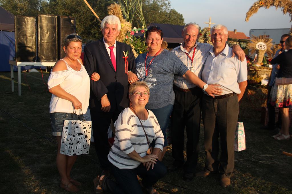 W Rosochatej mieszkańcy gminy Kunice bawili się do wieczora