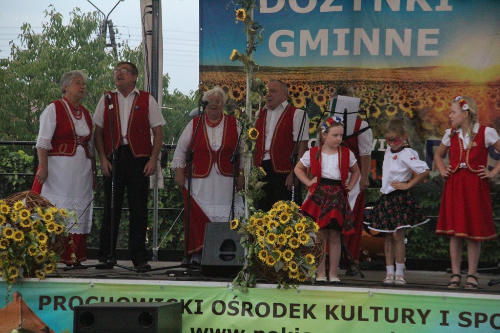 Mieszkańcy gminy Prochowice wspólnie bawili się na dożynkach