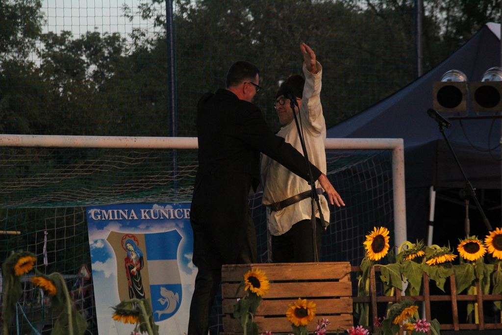 W Rosochatej mieszkańcy gminy Kunice bawili się do wieczora