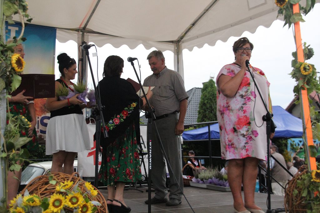 Mieszkańcy gminy Prochowice wspólnie bawili się na dożynkach