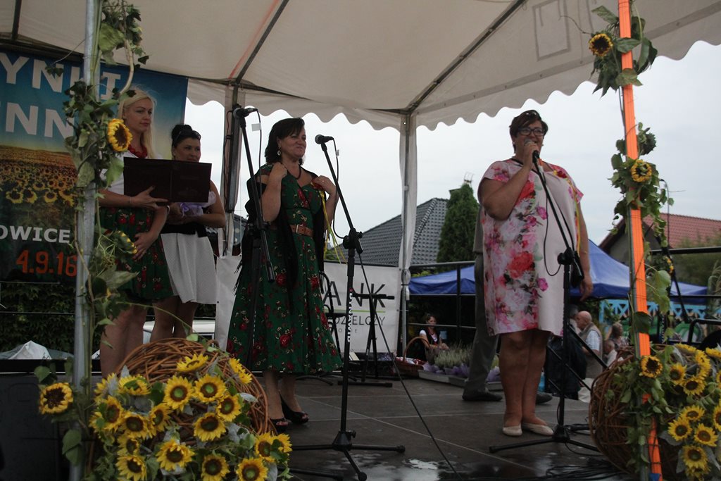 Mieszkańcy gminy Prochowice wspólnie bawili się na dożynkach